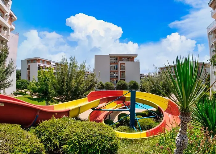 아파트 Imperial And Crown Noks Grand